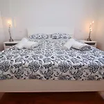 Polo Apartments