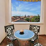 Polo Apartments